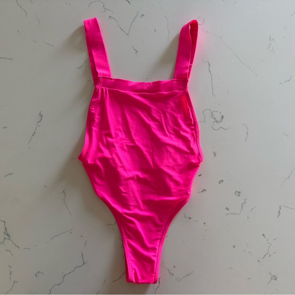 Current Mood Neon Pink Bikini Top with Beach Club Logo